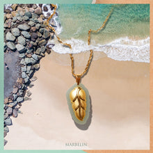 Sparking Leaf Necklace